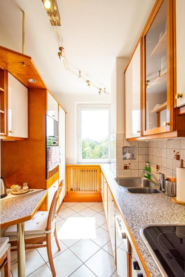 Best Rated Central Apartment Vienna - Ac, Wifi, 24H7Days Self Check-In, Board Games, Netflix Ngoại thất bức ảnh