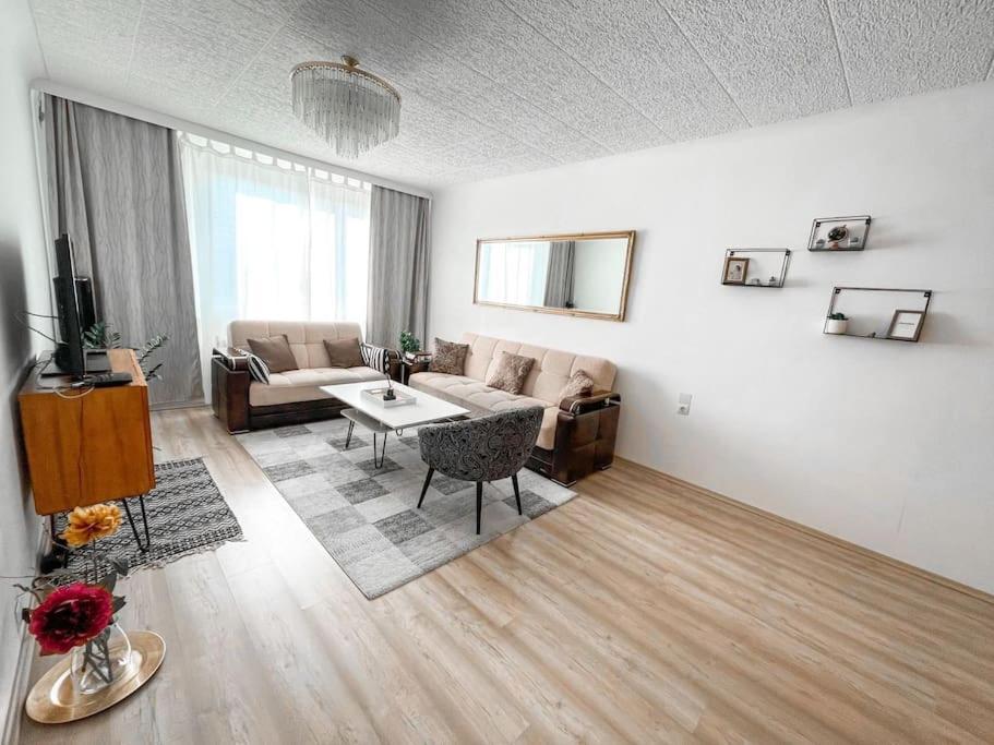 Best Rated Central Apartment Vienna - Ac, Wifi, 24H7Days Self Check-In, Board Games, Netflix Ngoại thất bức ảnh