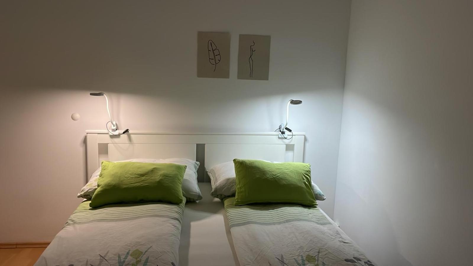 Best Rated Central Apartment Vienna - Ac, Wifi, 24H7Days Self Check-In, Board Games, Netflix Ngoại thất bức ảnh